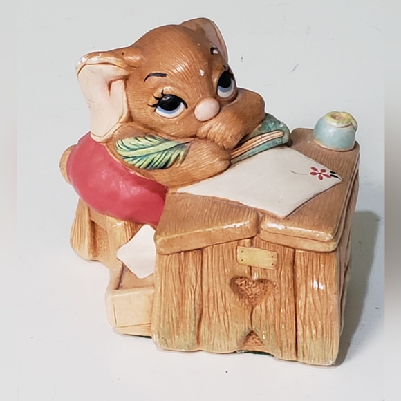 Pendelfin Rabbit Figure - Picture 1 of 5